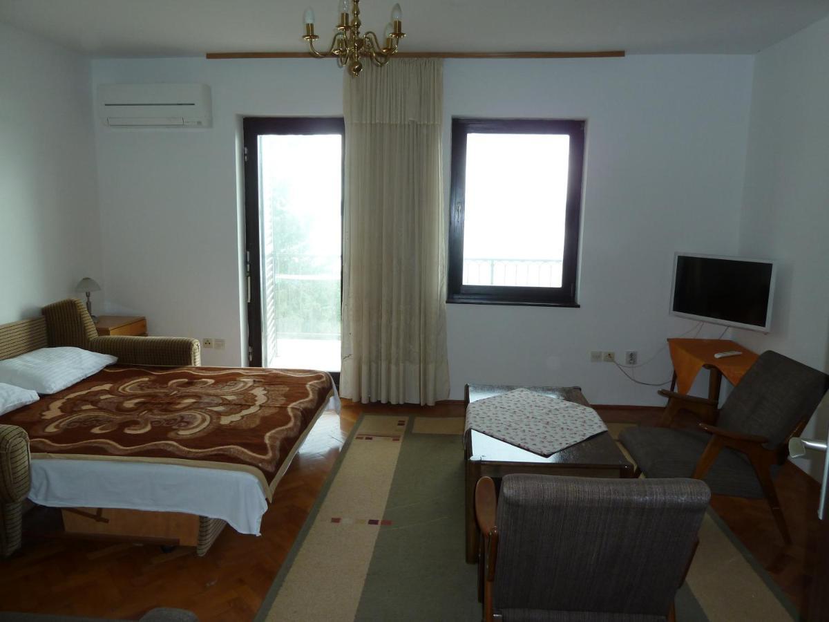 Apartment Nada 1 Jadranovo Εξωτερικό φωτογραφία